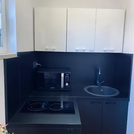 Marojica Apartments *